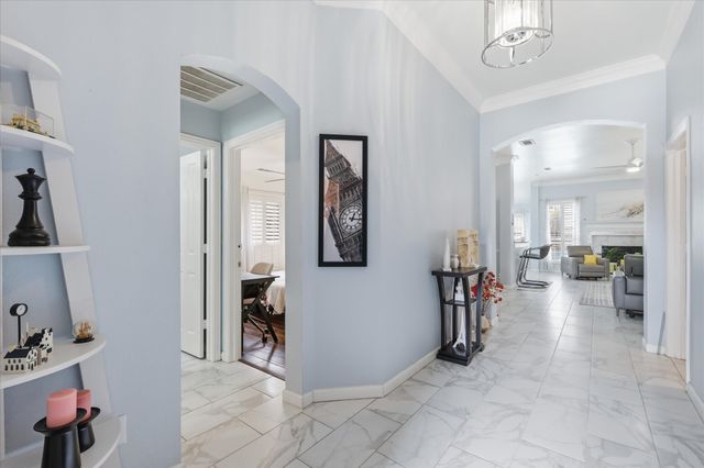 9427 Ponderosa Trail, Irving, TX 75063