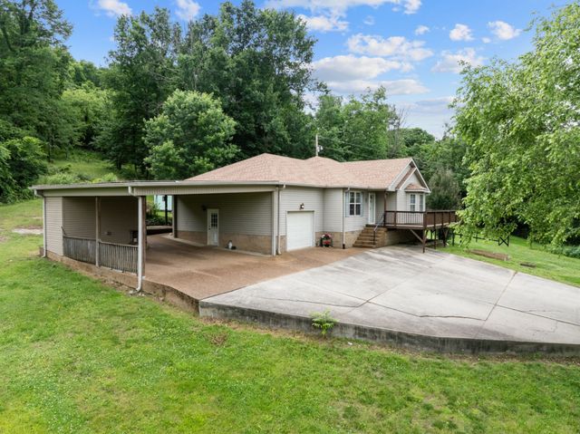 97 Whitefield Ln, Carthage, TN 37030