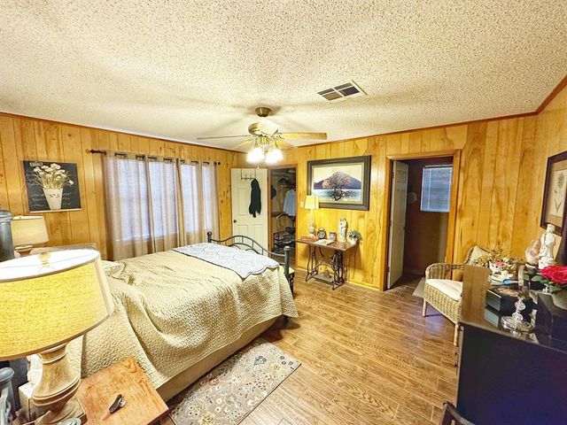 4138 Cr 358, Buffalo, TX 75831