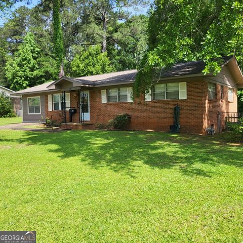 142 Cleveland Road, Valley, AL 36854