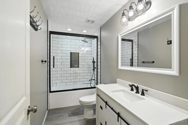 7542 Hickory Knoll Drive, Liberty Twp, OH 45044