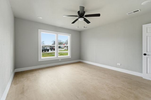 1511 Southerland Avenue, Dallas, TX 75203