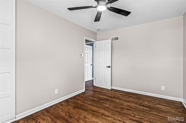 9200 Papoose Drive, St Louis, MO 63123