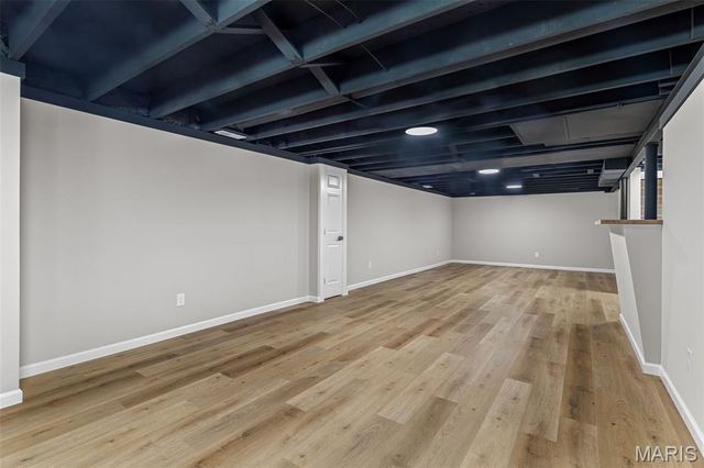 9200 Papoose Drive, St Louis, MO 63123