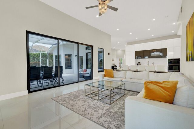10313 Lexington Estates Boulevard, Boca Raton, FL 33428