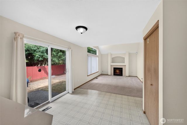 10124 SE 242nd Place, Kent, WA 98030