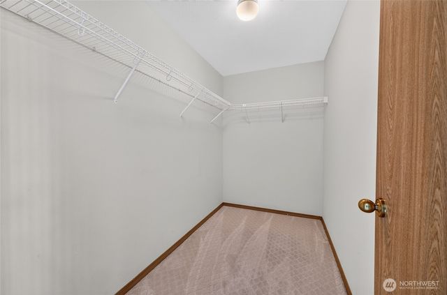 10124 SE 242nd Place, Kent, WA 98030
