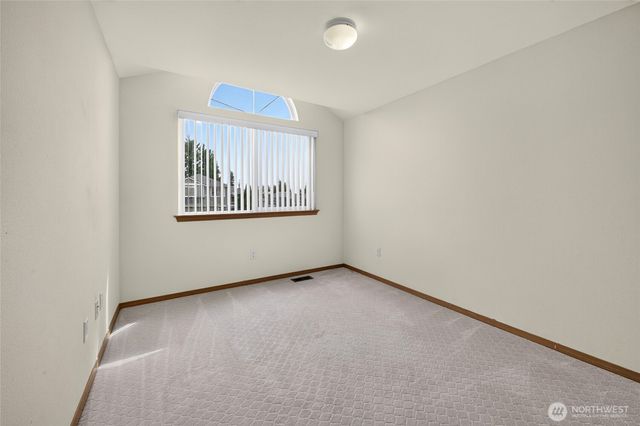 10124 SE 242nd Place, Kent, WA 98030