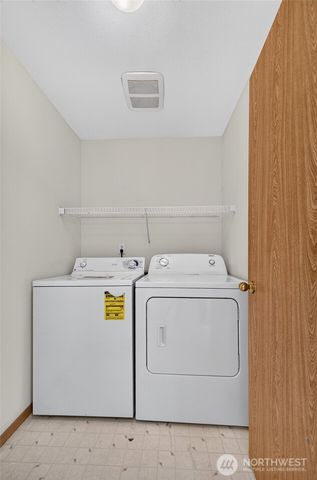 10124 SE 242nd Place, Kent, WA 98030