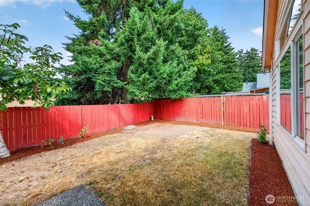10124 SE 242nd Place, Kent, WA 98030