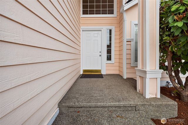 10124 SE 242nd Place, Kent, WA 98030