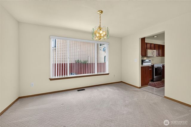 10124 SE 242nd Place, Kent, WA 98030