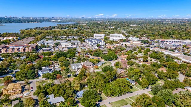 8216 Coolgreene Drive, Dallas, TX 75228