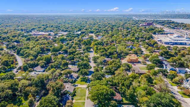 8216 Coolgreene Drive, Dallas, TX 75228