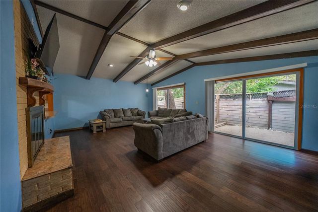 12 SPRING LAKE WAY, Ocala, FL 34472