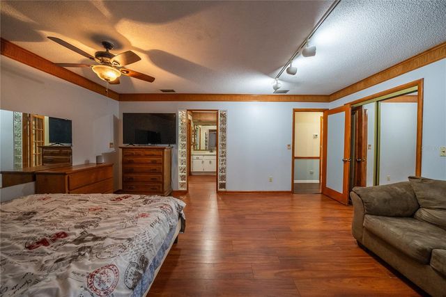 12 SPRING LAKE WAY, Ocala, FL 34472