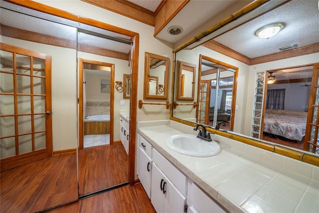 12 SPRING LAKE WAY, Ocala, FL 34472