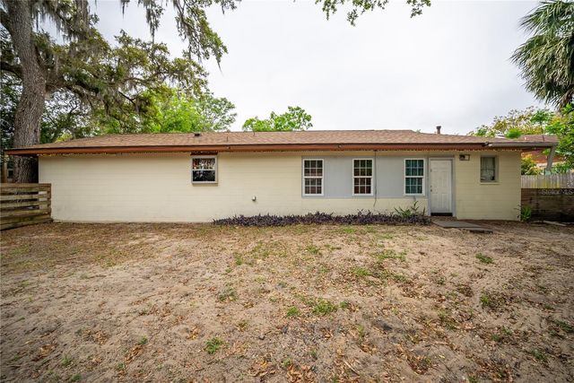 12 SPRING LAKE WAY, Ocala, FL 34472