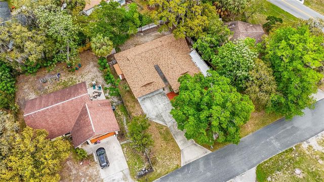 12 SPRING LAKE WAY, Ocala, FL 34472