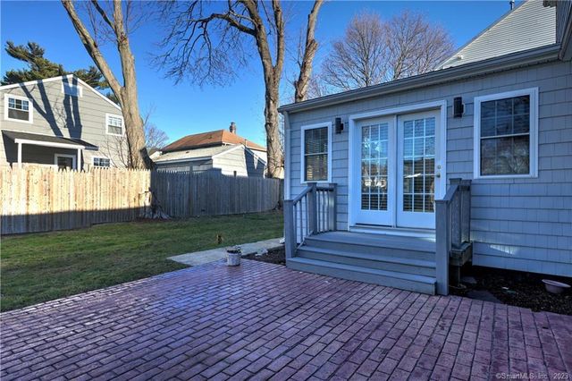 22 Usher Street, Milford, CT 06460