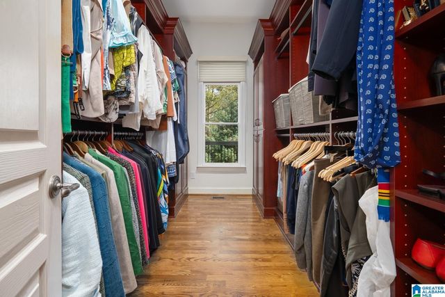 1748 VESTWOOD HILLS DRIVE, Vestavia Hills, AL 35216