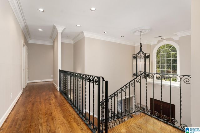 1748 VESTWOOD HILLS DRIVE, Vestavia Hills, AL 35216