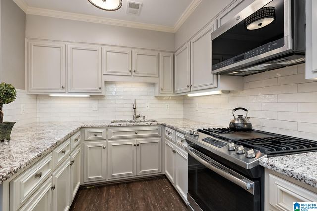 1748 VESTWOOD HILLS DRIVE, Vestavia Hills, AL 35216