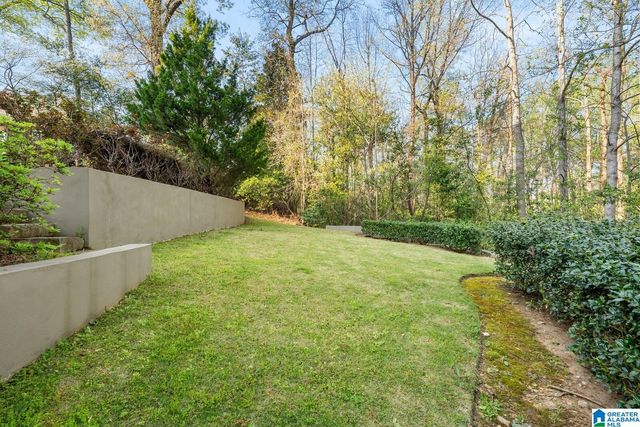 1748 VESTWOOD HILLS DRIVE, Vestavia Hills, AL 35216