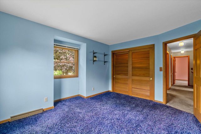17645 Wexford COURT, Brookfield, WI 53045