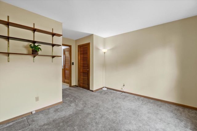 17645 Wexford COURT, Brookfield, WI 53045