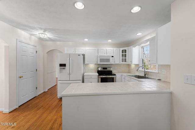 16359 Old Timber Road, Abingdon, VA 24210