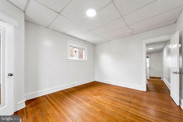 274 AVON RD, Upper Darby, PA 19082