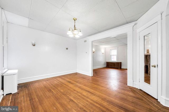 274 AVON RD, Upper Darby, PA 19082