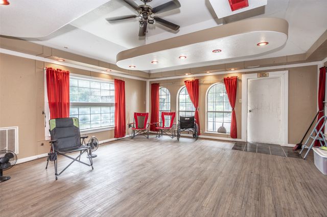 2730 Maverick Lane, Aubrey, TX 76227