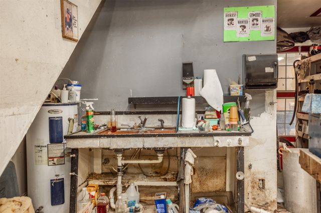 2730 Maverick Lane, Aubrey, TX 76227