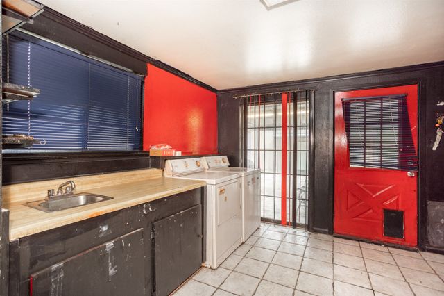 2730 Maverick Lane, Aubrey, TX 76227