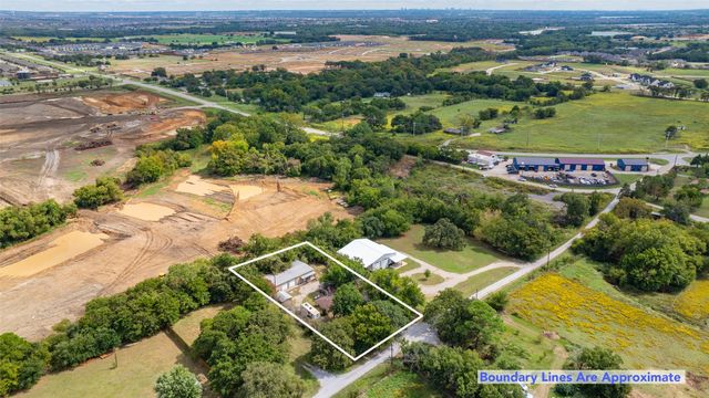 2730 Maverick Lane, Aubrey, TX 76227