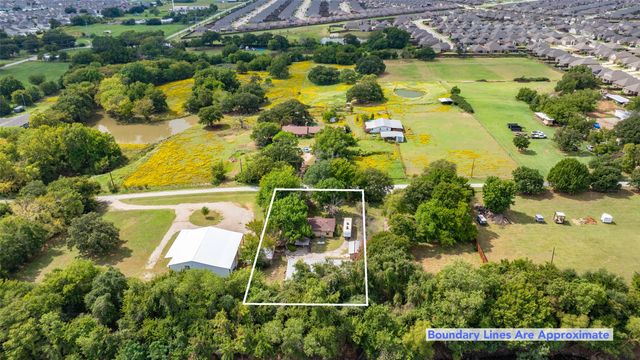2730 Maverick Lane, Aubrey, TX 76227
