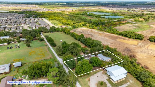 2730 Maverick Lane, Aubrey, TX 76227