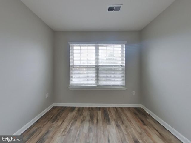 7902 HEATHERLEIGH PL, White Plains, MD 20695