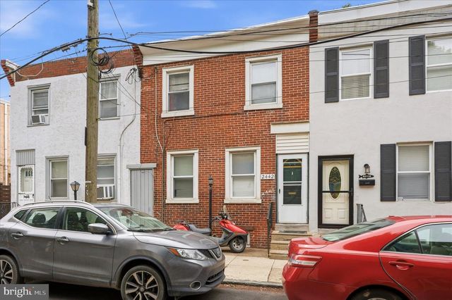 2442 E GORDON ST, Philadelphia, PA 19125