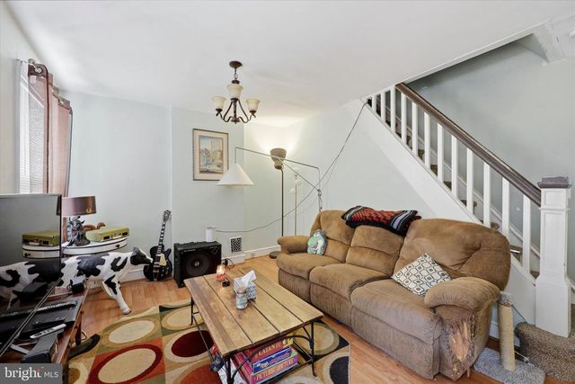 2442 E GORDON ST, Philadelphia, PA 19125