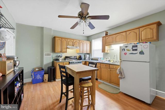2442 E GORDON ST, Philadelphia, PA 19125