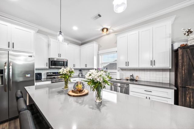 1590 Alamosa Drive, Cabot, AR 72023
