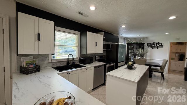 172 Parkland Drive, Forest City, NC 28043