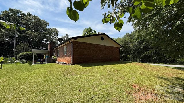 172 Parkland Drive, Forest City, NC 28043