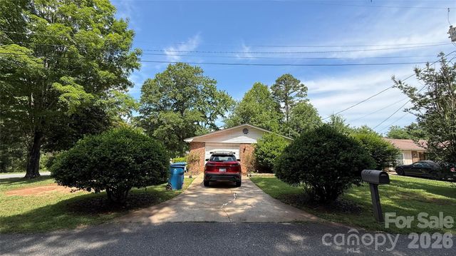 172 Parkland Drive, Forest City, NC 28043