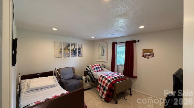 172 Parkland Drive, Forest City, NC 28043