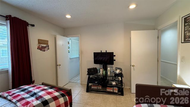 172 Parkland Drive, Forest City, NC 28043