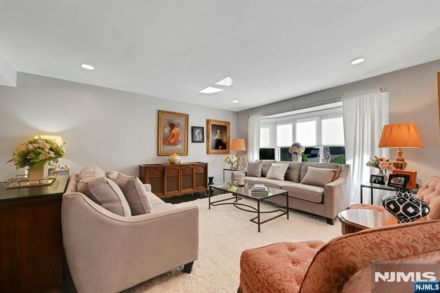 106 Pascack Avenue, Emerson, NJ 07630